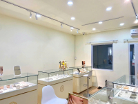 Sang nhượng toàn bộ cửa hàng khuyên tai, trang sức với giá chỉ 50 triệu - vào kinh doanh ngay-