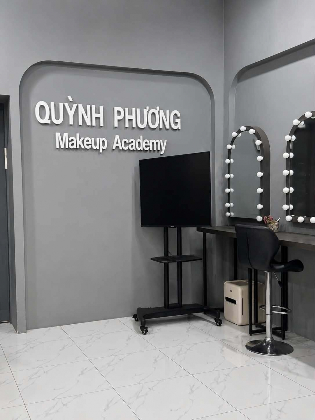 MẶT TIỀN KINH DOANH NGAY CHỢ TÂN HƯƠNG  - 92M² 3 TẦNG - DÒNG TIỀN SẴN NHỈNH 14 TỶ