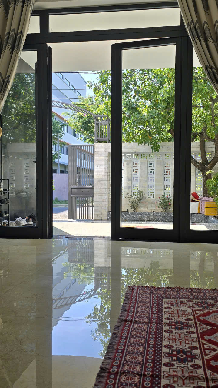 Cơ Hội Đầu Tư! Biệt Thự Đường Trương Minh Giảng 150m², Cạnh Trường Quốc Tế Singapore, Khách Nước Ngoài Thuê 30Tr/Tháng