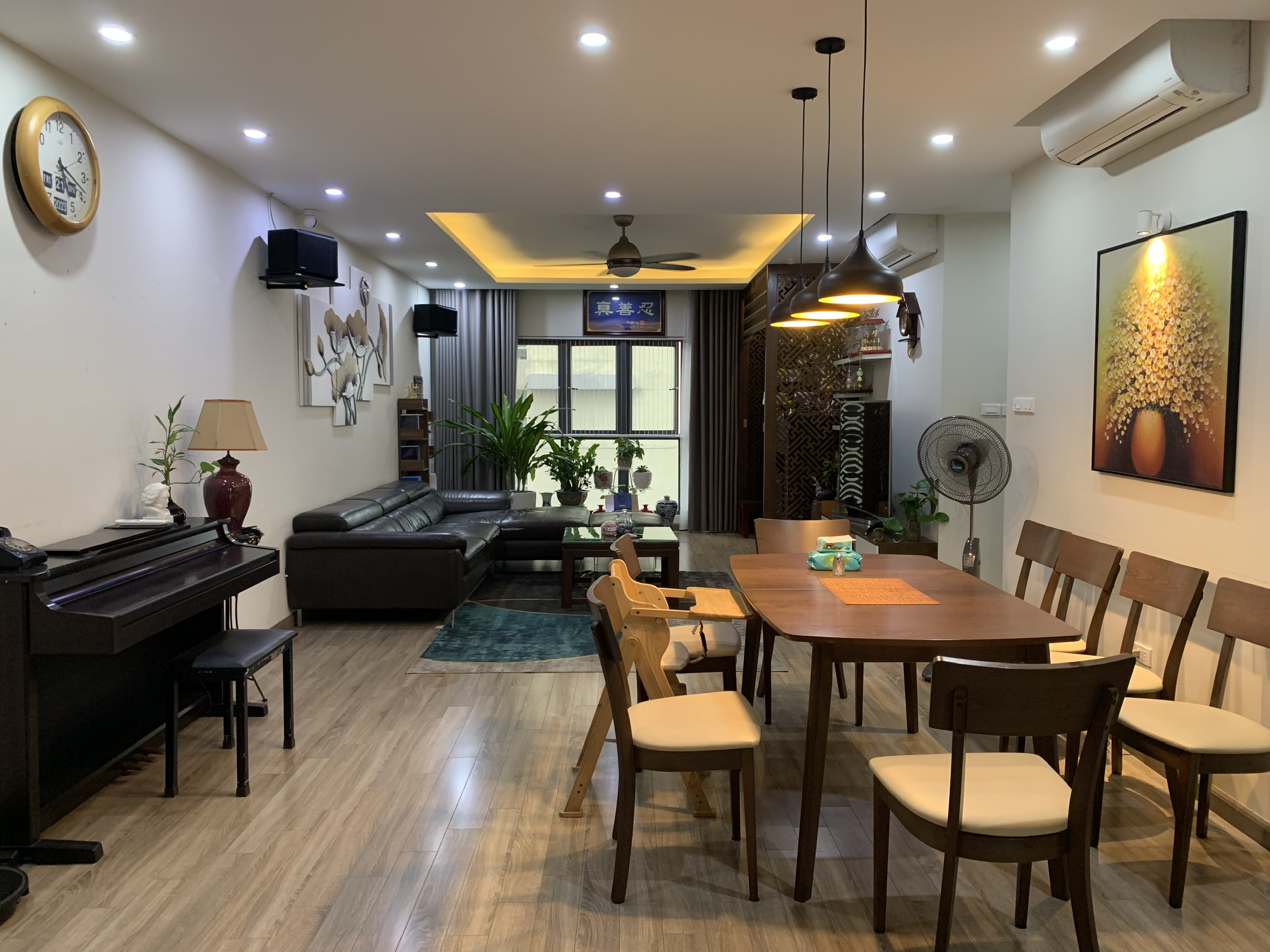 CĂN 3 ngủ - 137m2 tòa đẹp tầng trung tại Mulberry Lane giá bán 9.x tỷ [x cực min]