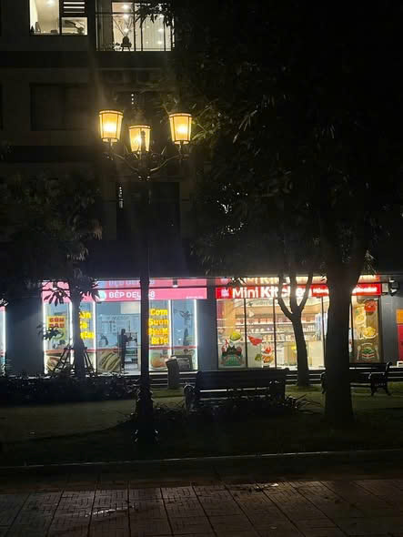 SANG NHƯỢNG QUÁN BÚN & CƠM VĂN PHÒNG - CĂN GÓC ĐẸP NHẤT IMPERIA SMART CITY  Vị trí đắc địa: Tòa