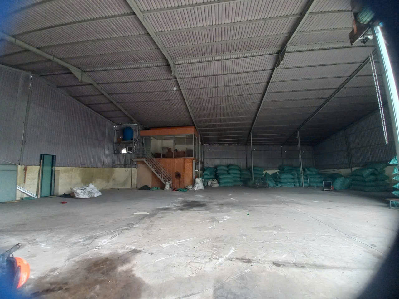 CHO THUÊ KHO XƯỞNG LÊ THỊ RIÊNG – QUẬN 12 - 600M² – 45TR/THÁNG!