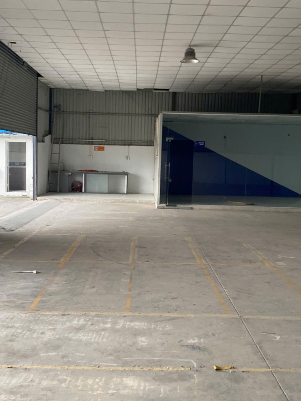 CHO THUÊ KHO XƯỞNG 1400M2 GIÁ 85TR  QUẬN 12