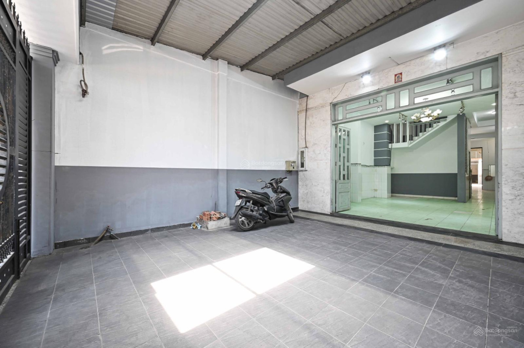 Cho thuê tòa nhà tại Quận 12, Làm Kho Xưởng Sản Xuất  DT: 7.500m2