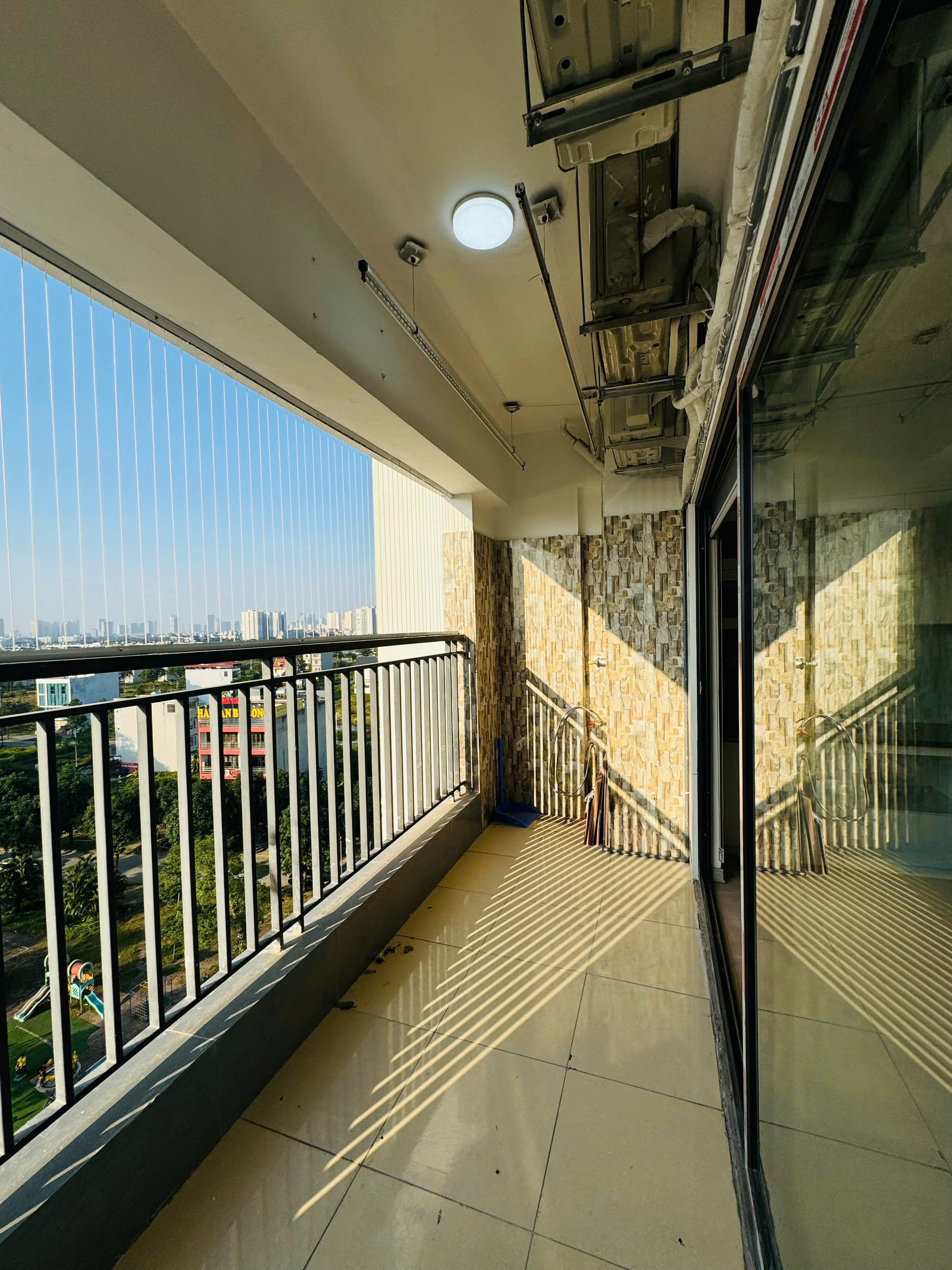 3 tỷ Chính Chủ Gửi Bán Căn 77m² 2 Ngủ View Hồ Thanh Hà Cực Đẹp