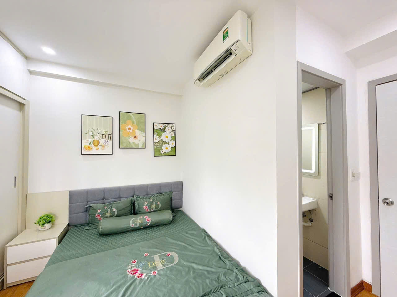 Chỉ 2,9 Tỷ – Căn Góc 2 Ngủ Full Đồ Khu 3 Tòa Mới Chung Cư Thanh Hà