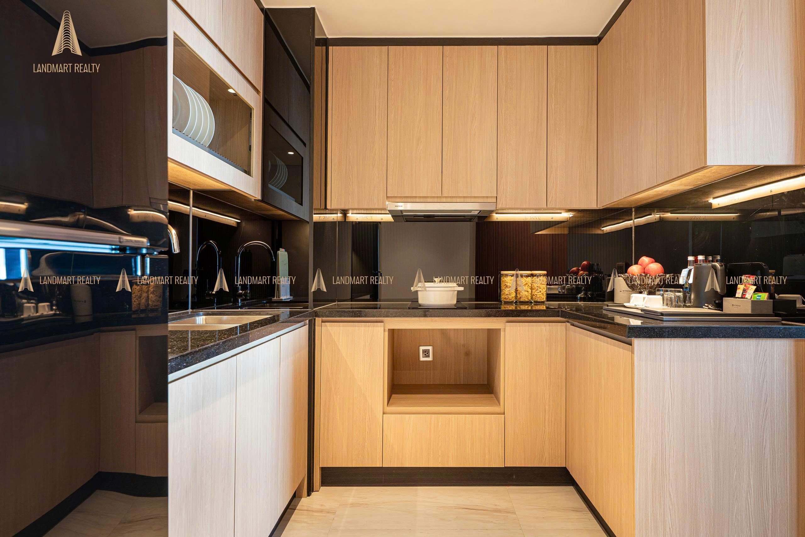 CHỈ 2,6 TỶ SỞ HỮU CĂN HỘ WYNDHAM SOLEIL ĐÀ NẴNG VIEW BIỂN MỸ KHÊ, NHẬN NHÀ KHI THANH TOÁN 70%!