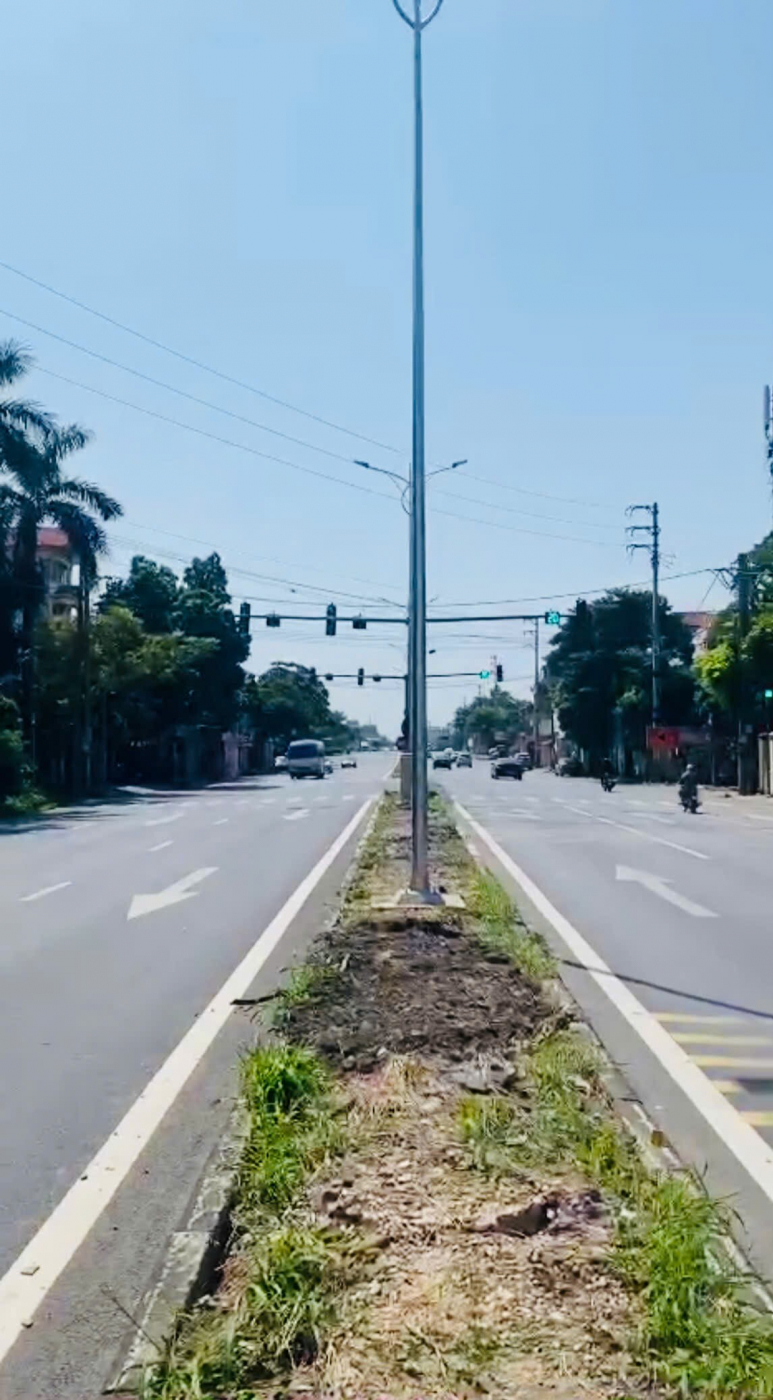 CHO THUÊ NHÀ 4 TẦNG MẶT ĐƯỜNG QUỐC LỘ 2 – KIM ANH, SÓC SƠN