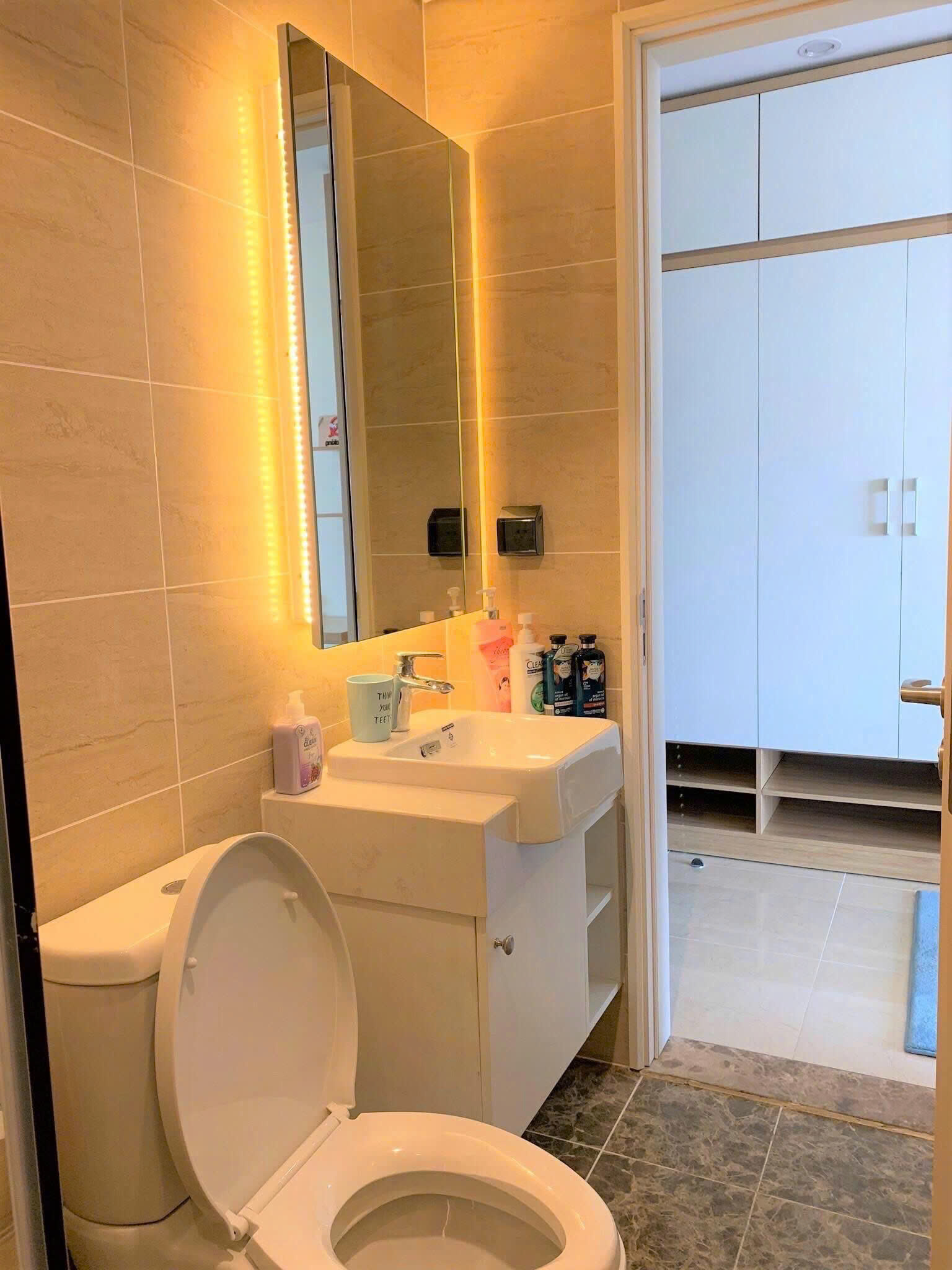 STUDIO tầng cao toà C2 VINHOME D’CAPITAL diện tích 39m2 GIÁ 2,9 t.ỷ.