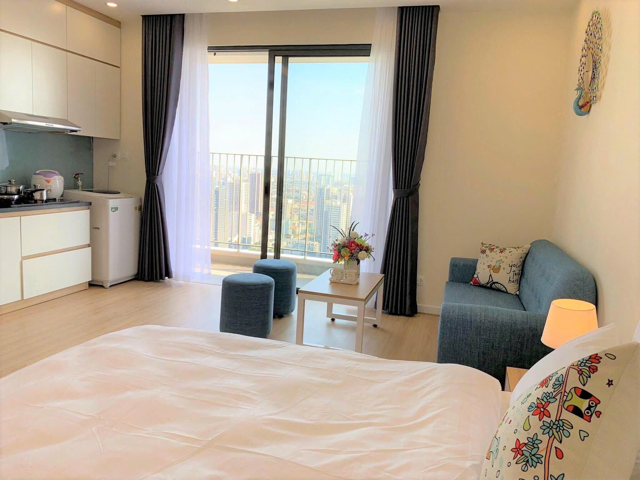STUDIO tầng cao toà C2 VINHOME D’CAPITAL diện tích 39m2 GIÁ 2,9 t.ỷ.