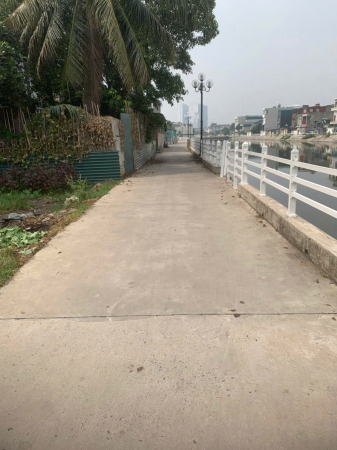 Lô Góc Mặt Hồ Cầu Cốn Trần Hưng Đạo mặt 9m Ô Tô Đỗ Cửa Giá 1.x Tỷ