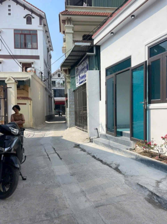 Bán Nhà Cấp 4 Thôn Nghĩa Lai Cách ngõ ô tô Giá 1.x Tỷ