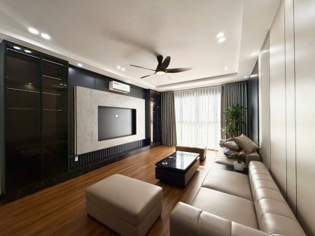 🔥 NHÀ PHỐ KINH DOANH ĐÀM QUANG TRUNG – HƠN 18 TỶ CÓ GÌ? 🔥
🚨 45M² × 6 TẦNG – MẶT PHỐ – GARA Ô
