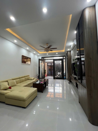 🔥 NHÀ PHỐ TƯƠNG LAI – NGÔ GIA TỰ  95M² × 5 TẦNG  SAU QUY HOẠCH RA MẶT ĐƯỜNG 17M  GIÁ 14,X TỶ
💎