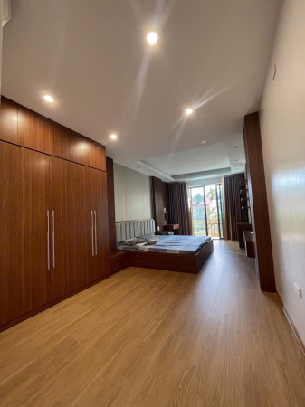 🚨🔥 PHỐ TRẠM – LÔ GÓC 7 TẦNG – NGÕ XE 7 CHỖ THÔNG – GIÁ 17,X TỶ 🔥🚨
🏡✨ HÀNG HIẾM PHỐ TRẠM – LÔ