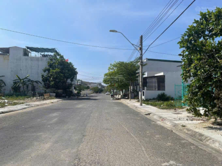 Nhà đường Ngô Văn Sở - gần trường tiểu học Vĩnh Hoà 2. DT 80m2. Giá 5.9ty