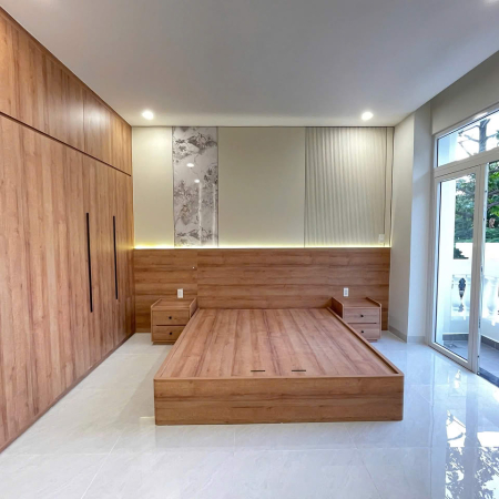 Nhà riêng mặt phố 75m², 4 phòng ngủ, 3 tầng, Đường Số 5, Icon Central, TP.HCM - 5,5 tỷ