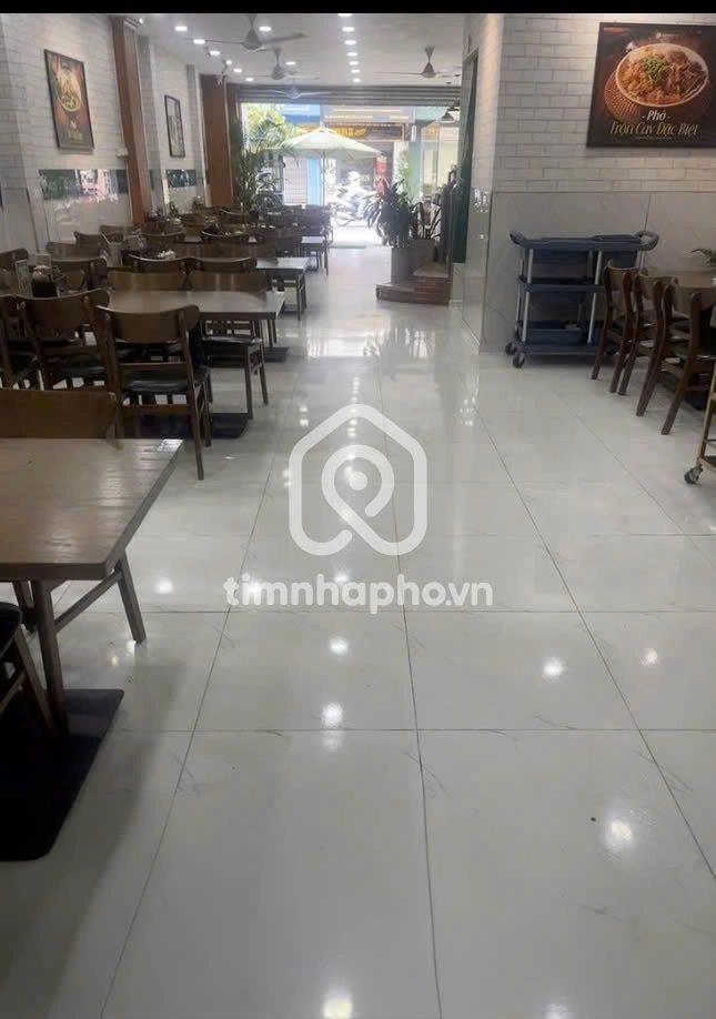 1033 Đường Cách Mạng Tháng Tám, Phường Tân Sơn Nhất 1033 Đường Cách Mạng Tháng Tám, Phường Tân Sơn Nhất