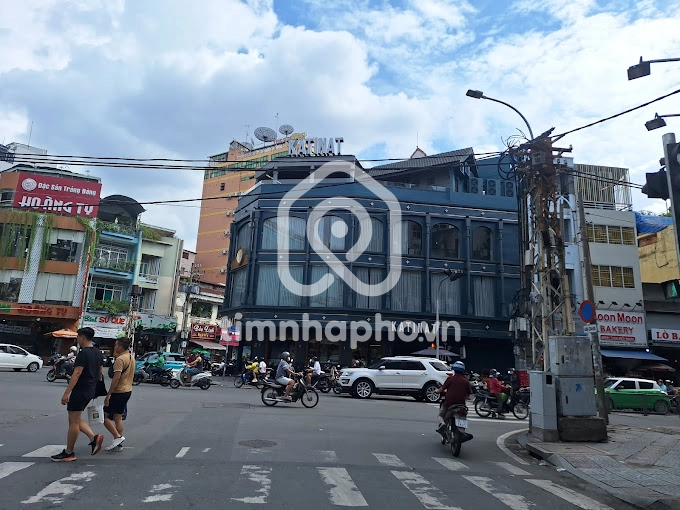 2 Đường Nguyễn Hữu Cầu, Phường Tân Định 2 Đường Nguyễn Hữu Cầu, Phường Tân Định