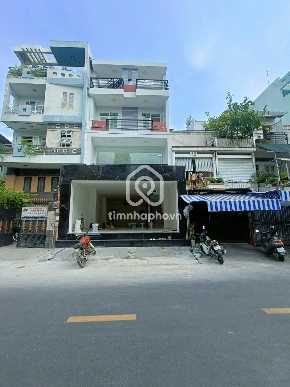 275-277 Đường Cao Đạt, Phường Chợ Quán 275-277 Đường Cao Đạt, Phường Chợ Quán