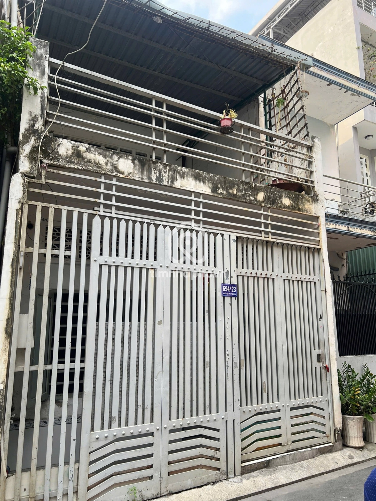 694/23 Đường Nguyễn Kiệm, Phường Đức Nhuận 694/23 Đường Nguyễn Kiệm, Phường Đức Nhuận