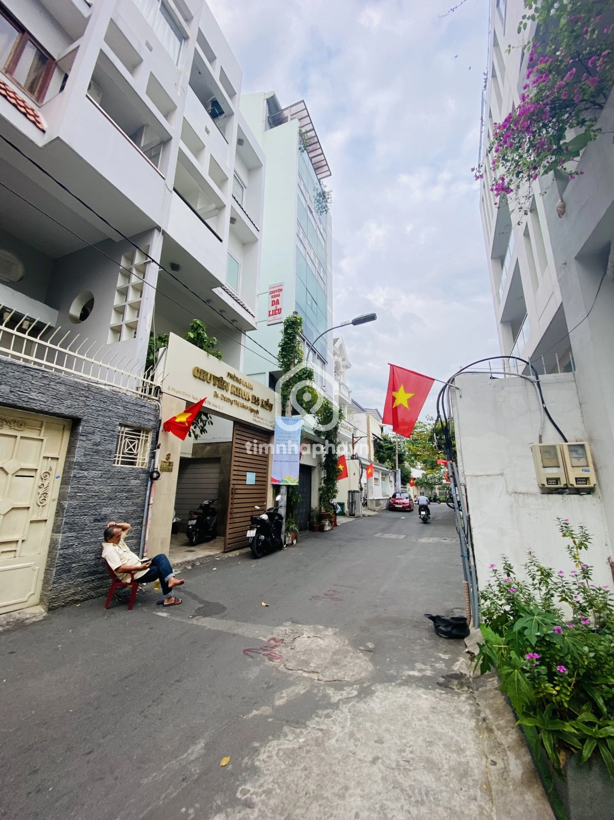 8-8a Đường Phạm Đình Toái, Phường Xuân Hòa 8-8a Đường Phạm Đình Toái, Phường Xuân Hòa