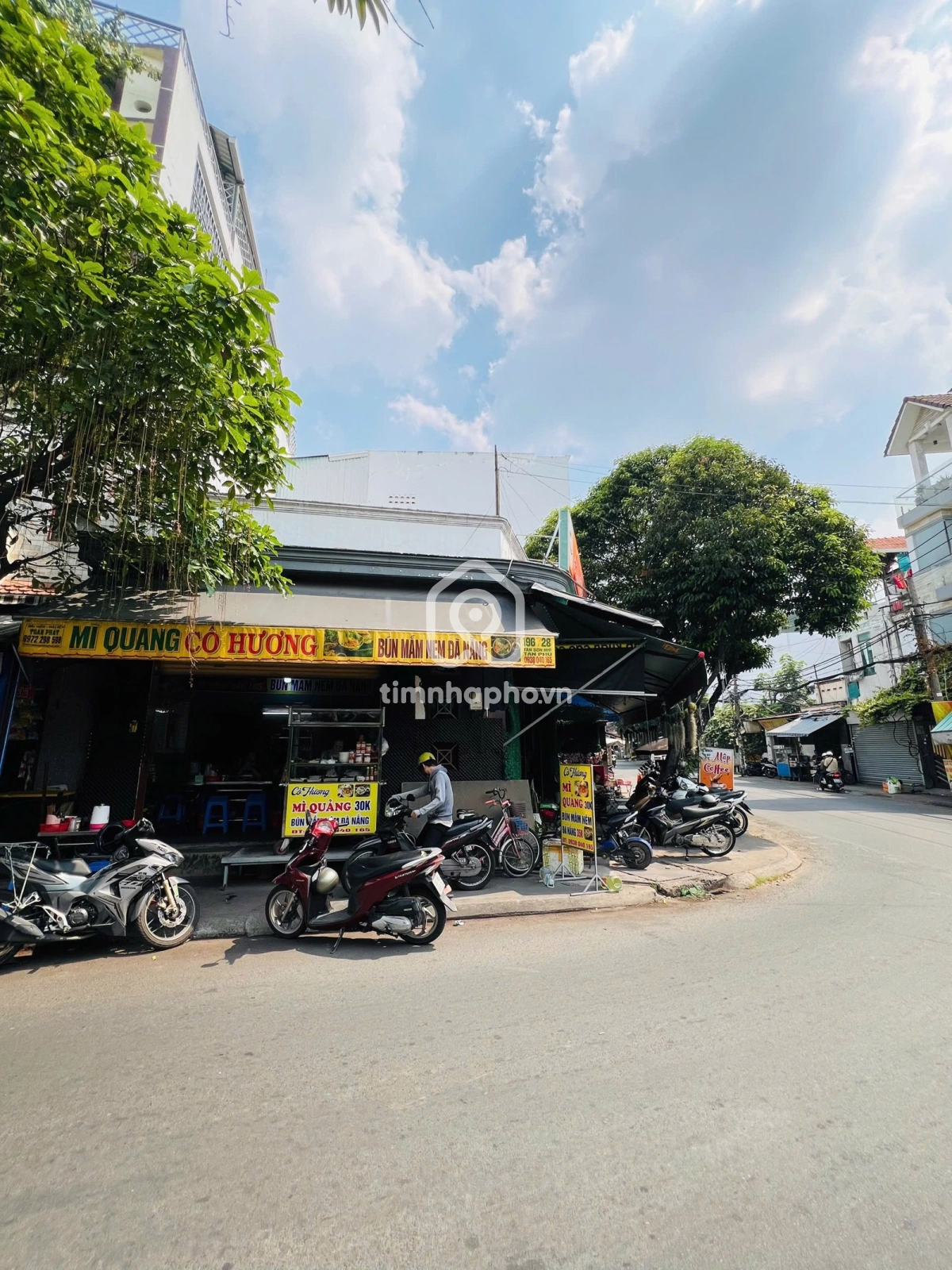 196/28 Đường Tân Sơn Nhì, Phường Tân Sơn Nhì 196/28 Đường Tân Sơn Nhì, Phường Tân Sơn Nhì