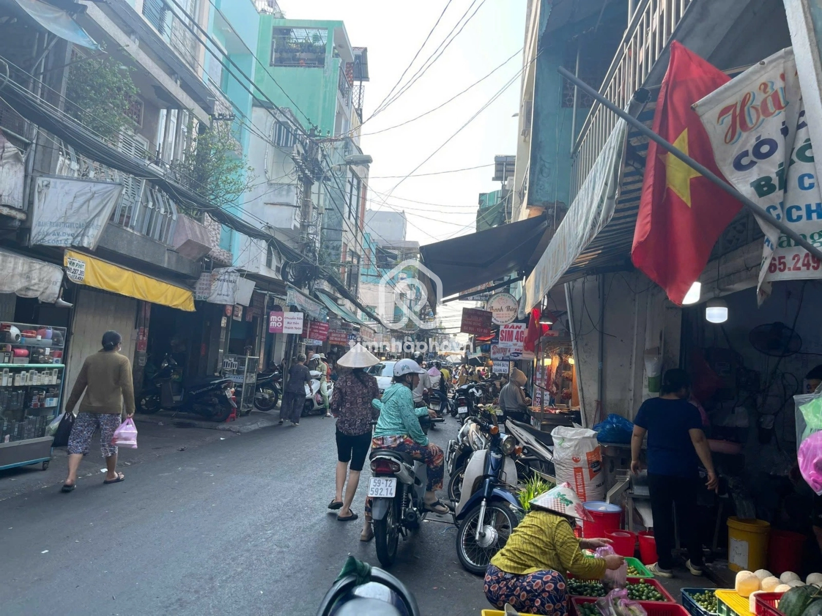 242 Đường Đoàn Văn Bơ, Phường Khánh Hội 242 Đường Đoàn Văn Bơ, Phường Khánh Hội
