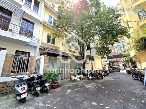 282/4 Đường Nguyễn Trọng Tuyển, Phường Phú Nhuận