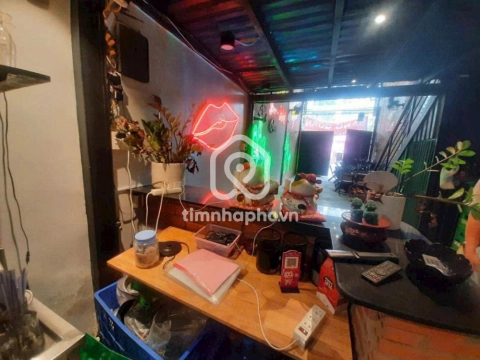 101 Đường Đề Thám, Phường Cầu Ông Lãnh