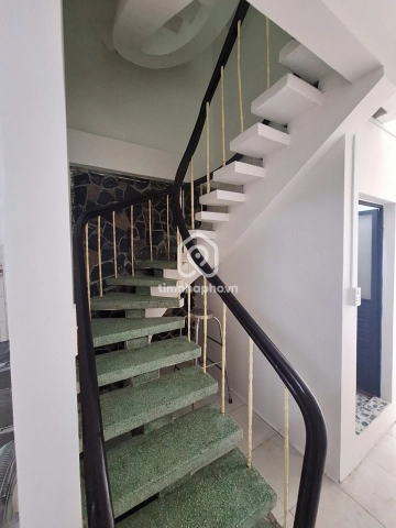 182 Đường Ngô Quyền, Phường Diên Hồng
