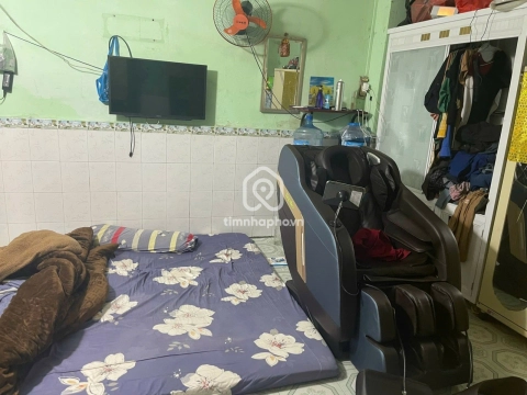 242 Đường Đoàn Văn Bơ, Phường Khánh Hội