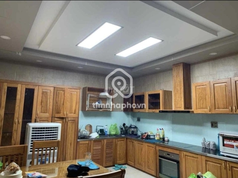 10/2E Đường Lê Minh Xuân, Phường Tân Sơn Nhất