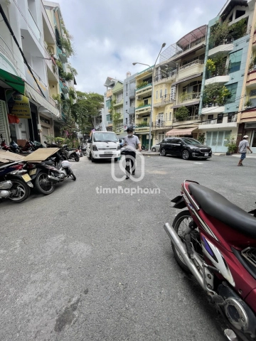 134/18 Đường Thành Thái, Phường Hòa Hưng