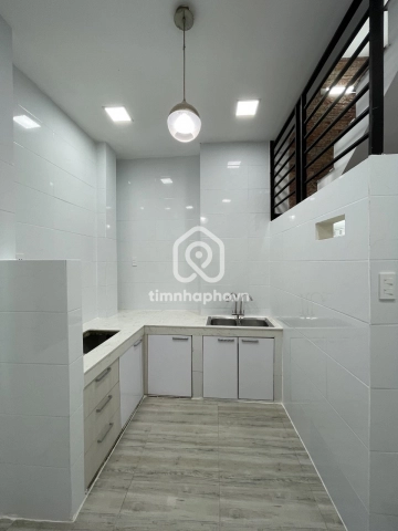 100/96a Đường Dương Bá Trạc, Phường Chánh Hưng