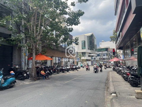572 Đường 3 Tháng 2, Phường Diên Hồng
