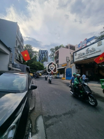20 Đường Nam Quốc Cang, Phường Bến Thành