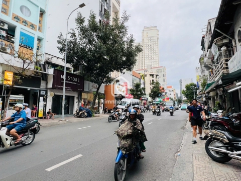 31 Đường Lý Chính Thắng, Phường Xuân Hòa