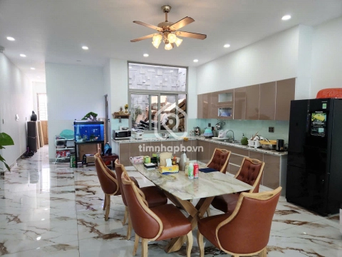 256-258 Đường Ngô Gia Tự, Phường Vườn Lài