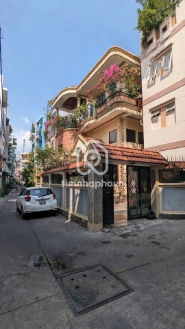486/6-8 Đường Phan Xích Long, Phường Đức Nhuận