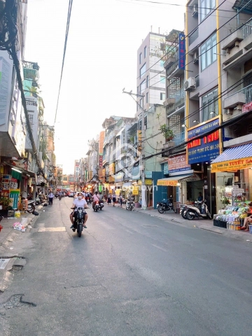 169 Đường Phạm Văn Hai, Phường Tân Sơn Nhất