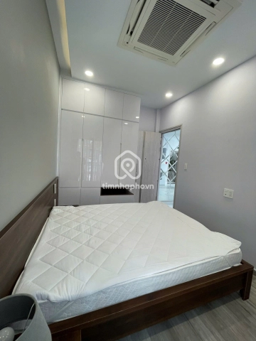 8+8/4A Đường Lý Tự Trọng, Phường Sài Gòn