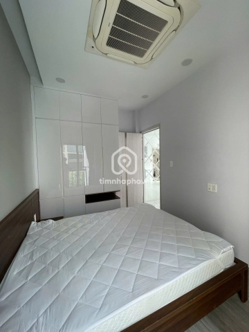 8+8/4A Đường Lý Tự Trọng, Phường Sài Gòn