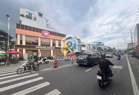 298-300 Đường Dương Bá Trạc, Phường Chánh Hưng