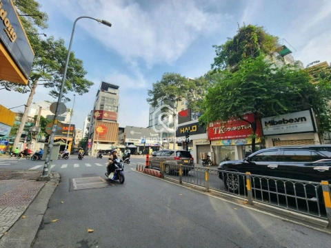108-110 Đường Tôn Thất Tùng, Phường Bến Thành
