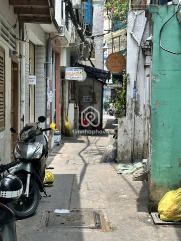 27/12 Đường Đỗ Quang Đẩu, Phường Bến Thành