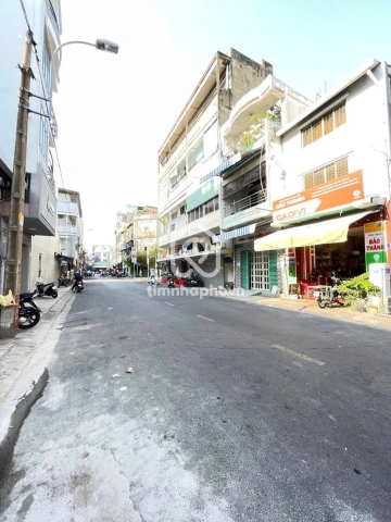 12 Đường Phan Phú Tiên, Phường Chợ Lớn