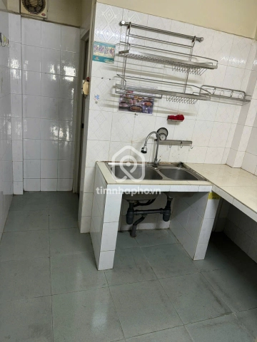 37/26 Đường Nguyễn Ngọc Lộc, Phường Diên Hồng