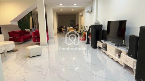 493/63 Đường Cách Mạng Tháng Tám, Phường Hòa Hưng