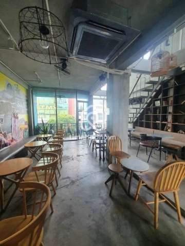277-279 Đường Phan Xích Long, Phường Cầu Kiệu